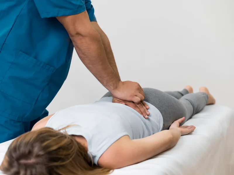 How Mountain Creek Chiropractic treats hip pain in Red Bank