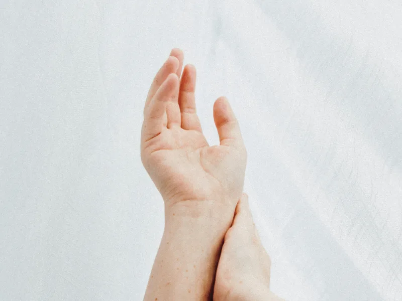 How Mountain Creek Chiropractic treats neuropathy in Red Bank