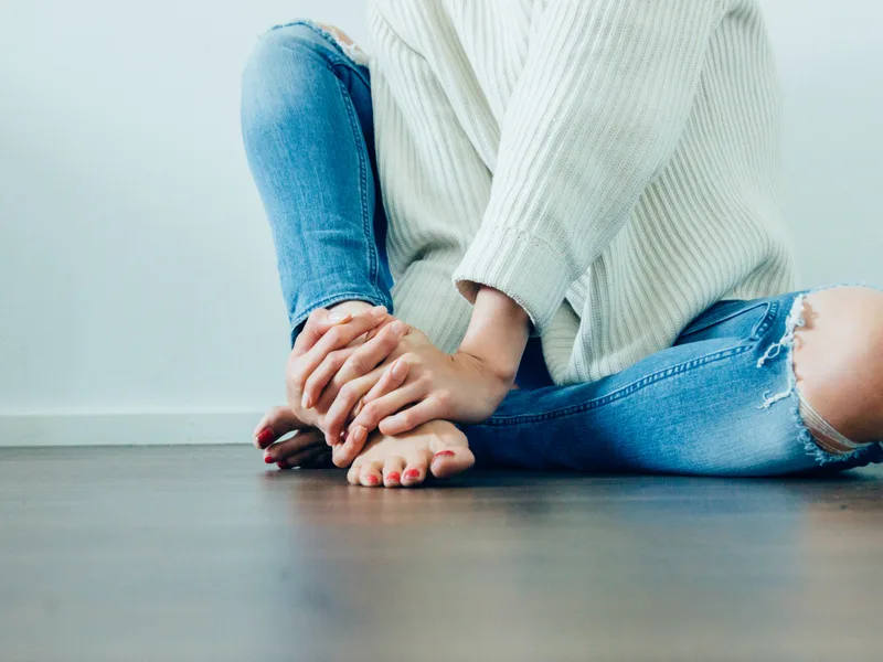 Mountain Creek Chiropractic treating neuropathy in Red Bank