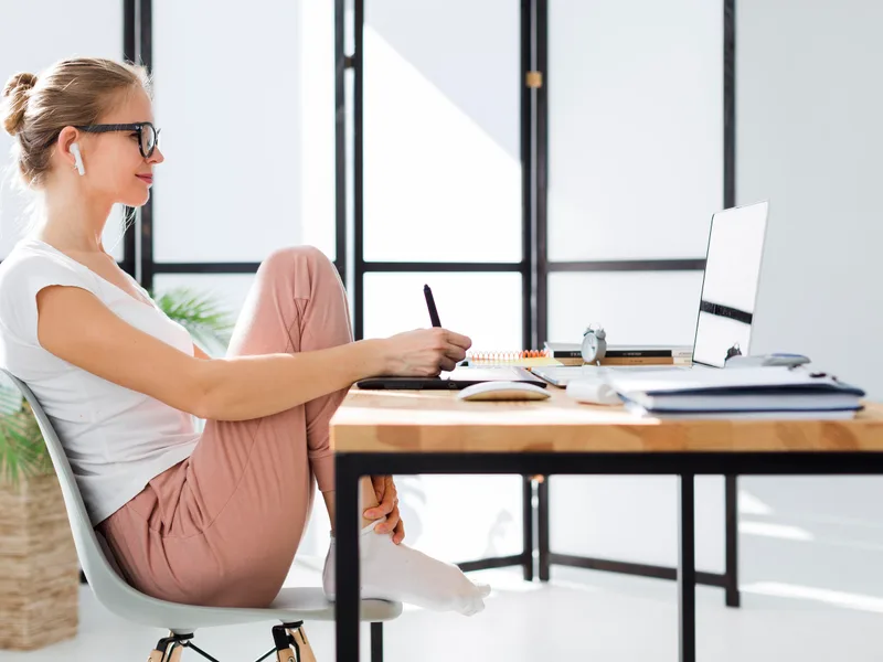 Mountain Creek Chiropractic treating poor posture in Red Bank