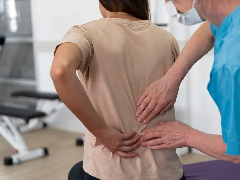How Mountain Creek Chiropractic treats sciatica in Red Bank